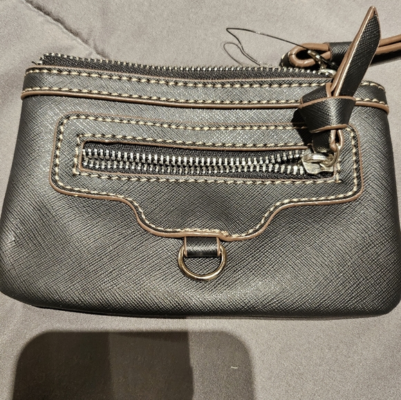 Small Nine West Wristlet - Picture 5 of 5